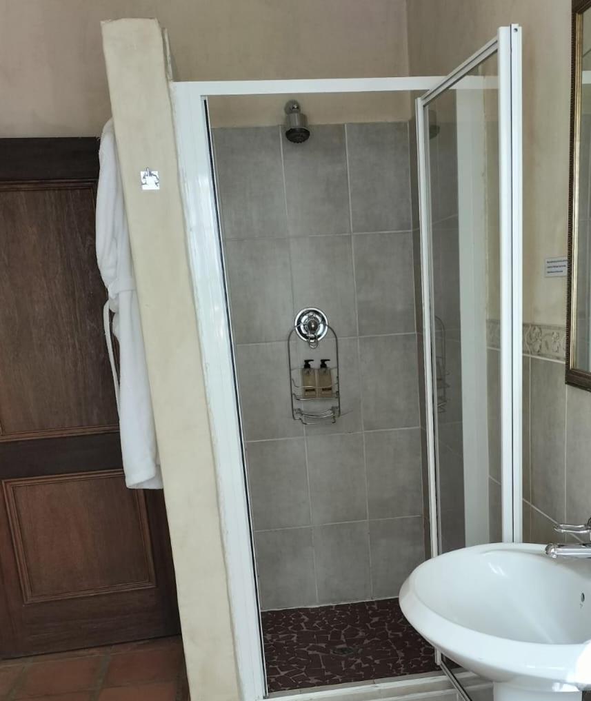 Bed & Breakfast Brooks 2*